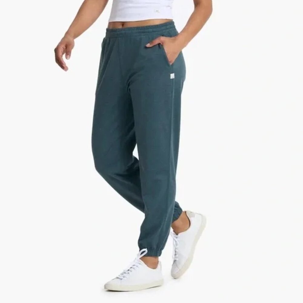 Vuori Boyfriend Jogger, Stone Heather, Size XSmall.